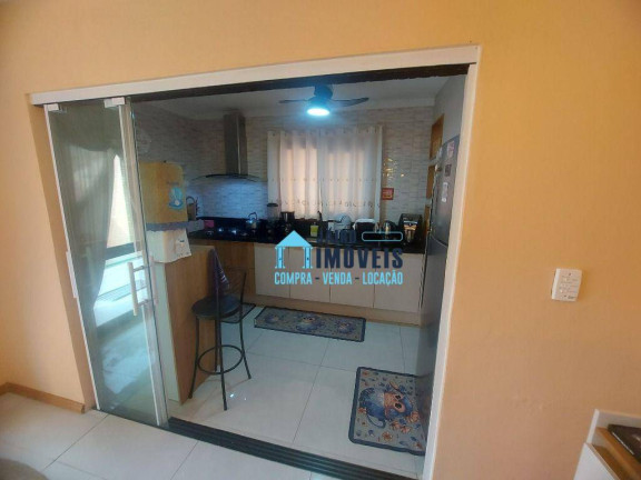 Imagem Casa com 4 Quartos à Venda, em Centro - Imbé Imagem Casa com 4 Quartos à Venda, em Centro - Imbé