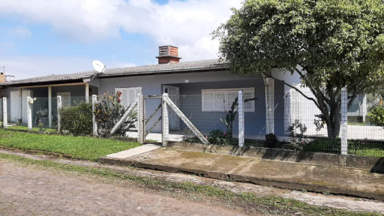 Casa com 4 Quartos à Venda, 190 m² em Arroio Teixeira - Capao Da Canoa