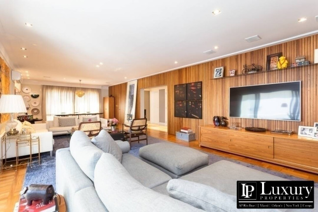 Imagem Apartamento com 3 Quartos à Venda, 274 m² em Itaim Bibi - São Paulo