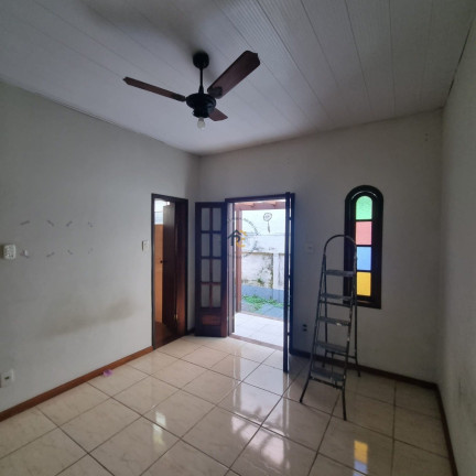 Imagem Casa com 3 Quartos à Venda, em Fonseca - Niterói Imagem Casa com 3 Quartos à Venda, em Fonseca - Niterói