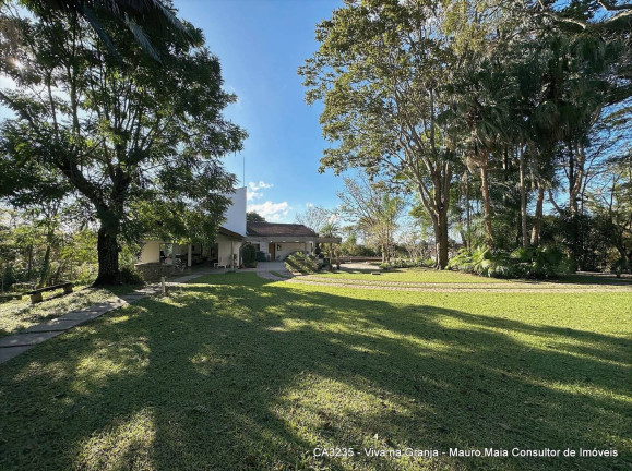 Imagem Casa com 3 Quartos à Venda, 10.490 m² em Chácara Dos Junqueiras - Carapicuíba Imagem Casa com 3 Quartos à Venda, 10.490 m² em Chácara Dos Junqueiras - Carapicuíba