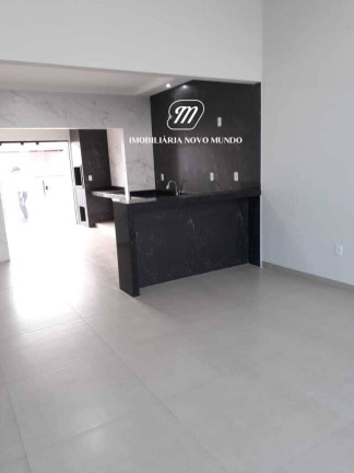 Imagem Casa com 3 Quartos à Venda, 250 m² em Santa Rosa - Uberlândia Imagem Casa com 3 Quartos à Venda, 250 m² em Santa Rosa - Uberlândia