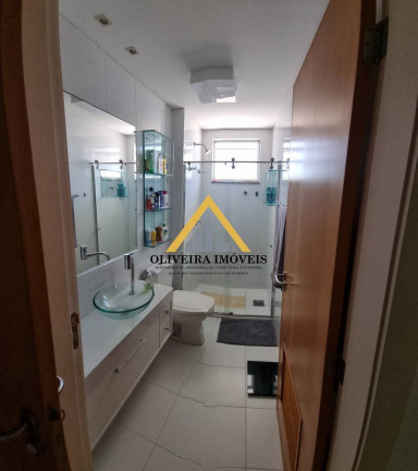 Imagem Apartamento com 4 Quartos à Venda,  em Piratininga - Niterói