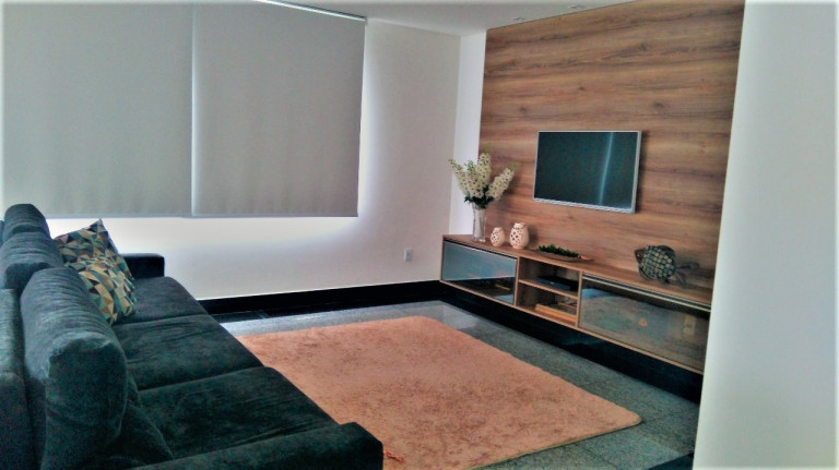 Imagem Imóvel com 3 Quartos à Venda, 2.000 m²