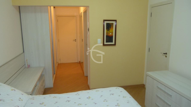 Imagem Imóvel com 3 Quartos à Venda, 412 m² em Centro - Joinville