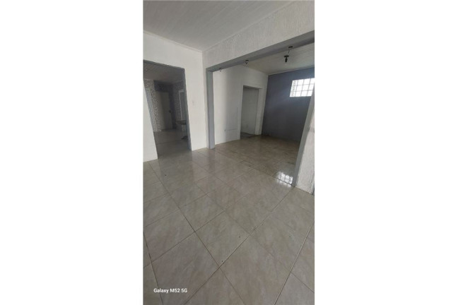 Imagem Casa com 3 Quartos à Venda,  em Partenon - Porto Alegre