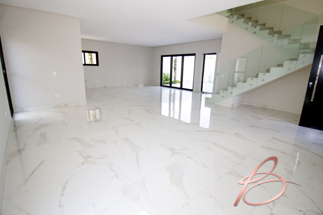 Imagem Casa com 4 Quartos à Venda, 250 m² em Barra - Balneário Camboriú