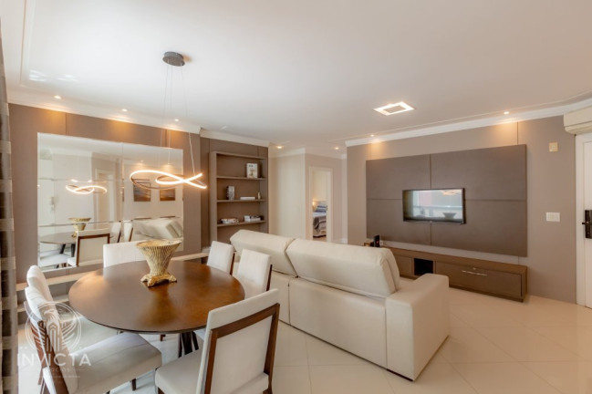 Imagem Apartamento com 3 Quartos à Venda, 131 m² em Centro - Balneário Camboriú Imagem Apartamento com 3 Quartos à Venda, 131 m² em Centro - Balneário Camboriú