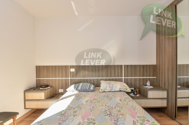 Imagem Sobrado com 3 Quartos à Venda, 164 m² em Boa Vista - Curitiba