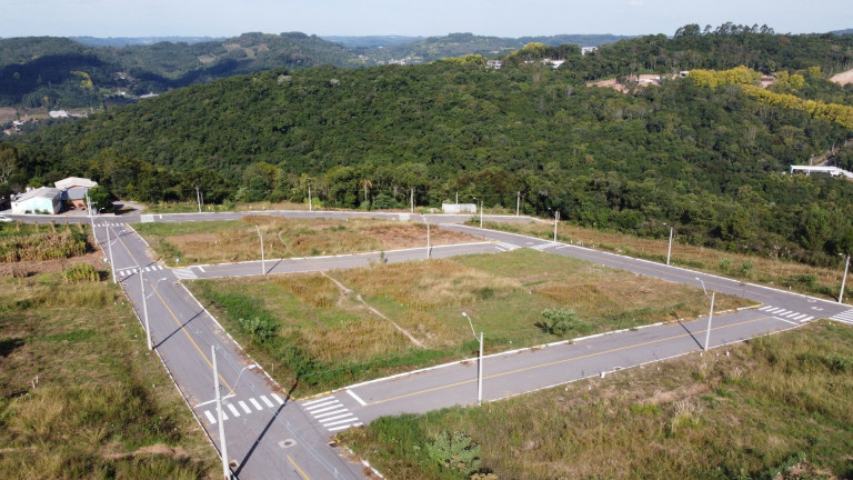 Terreno à Venda, 242 m² em Santa Helena - Bento Gonçalves