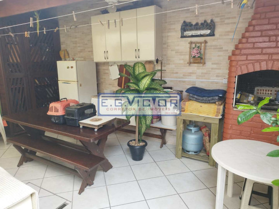 Imagem Casa com 2 Quartos à Venda, 71 m² em Solemar - Praia Grande Imagem Casa com 2 Quartos à Venda, 71 m² em Solemar - Praia Grande