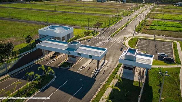Imagem Casa de Condomínio com 3 Quartos à Venda, 230 m² em Condomínio Belvedere Ii - Cuiabá Imagem Casa de Condomínio com 3 Quartos à Venda, 230 m² em Condomínio Belvedere Ii - Cuiabá