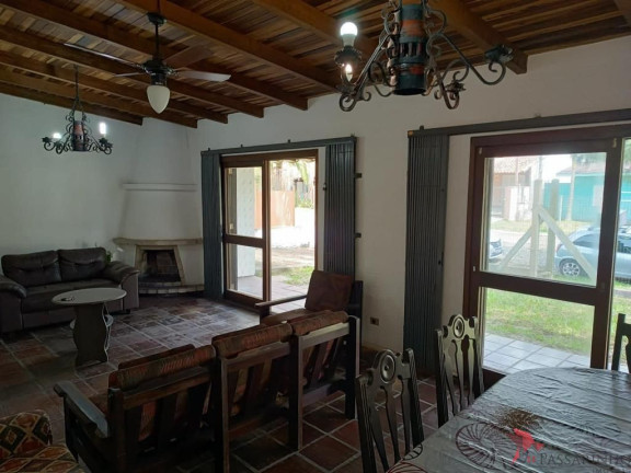 Imagem Casa com 3 Quartos à Venda, 150 m² em Praia Grande - Torres Imagem Casa com 3 Quartos à Venda, 150 m² em Praia Grande - Torres