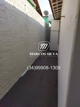 Imagem Casa com 3 Quartos à Venda, 250 m² em Nossa Senhora Aparecida - Uberlândia Imagem Casa com 3 Quartos à Venda, 250 m² em Nossa Senhora Aparecida - Uberlândia