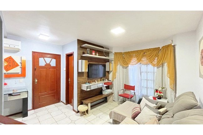 Imagem Casa com 3 Quartos à Venda, 97 m² em Tristeza - Porto Alegre Imagem Casa com 3 Quartos à Venda, 97 m² em Tristeza - Porto Alegre