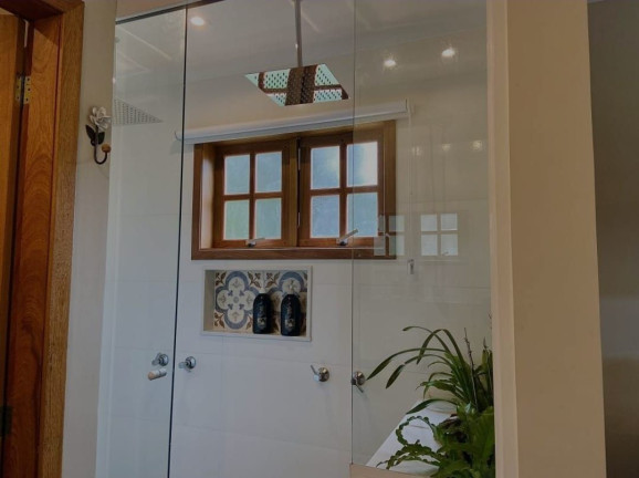 Imagem Casa com 4 Quartos à Venda, 350 m² em Quebra Frascos - Teresópolis Imagem Casa com 4 Quartos à Venda, 350 m² em Quebra Frascos - Teresópolis