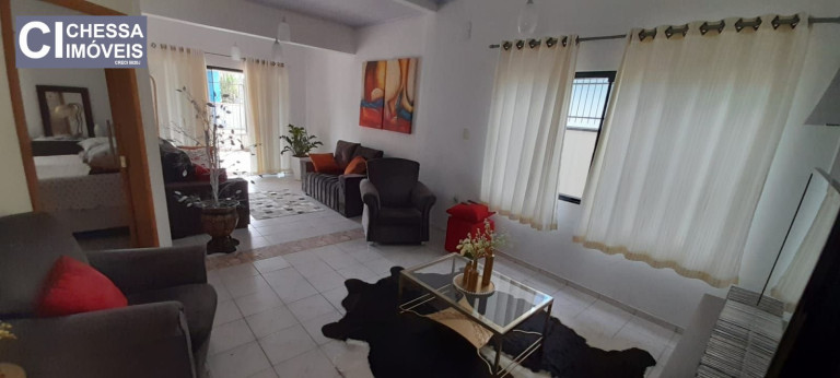 Imagem Casa com 3 Quartos à Venda, 253 m² em Cordeiros - Itajaí Imagem Casa com 3 Quartos à Venda, 253 m² em Cordeiros - Itajaí