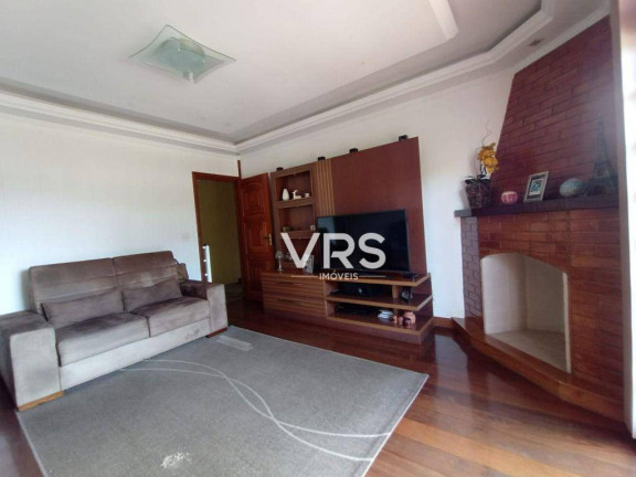 Casa com 4 Quartos à Venda, 218 m² em Granja Guarani - Teresópolis