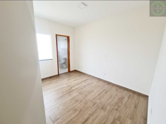 Imagem Casa com 3 Quartos à Venda, 98 m² em Uvaranas - Ponta Grossa Imagem Casa com 3 Quartos à Venda, 98 m² em Uvaranas - Ponta Grossa