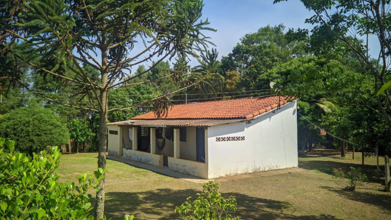 Imagem Chácara com 2 Quartos à Venda, 1.400 m² em Centro - Capela Do Alto Imagem Chácara com 2 Quartos à Venda, 1.400 m² em Centro - Capela Do Alto