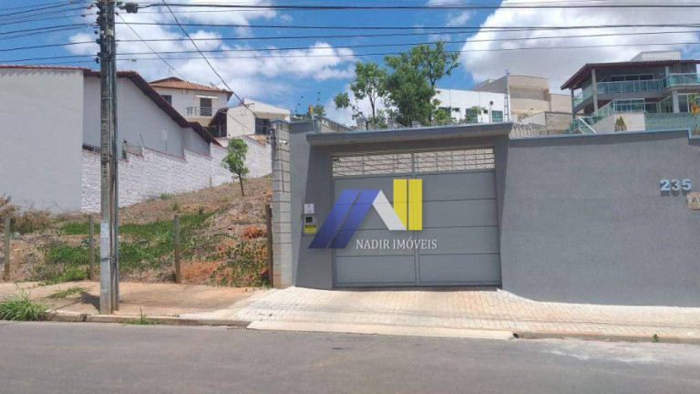 Imagem Terreno à Venda, 904 m² em Pousada Dos Campos - Pouso Alegre Imagem Terreno à Venda, 904 m² em Pousada Dos Campos - Pouso Alegre