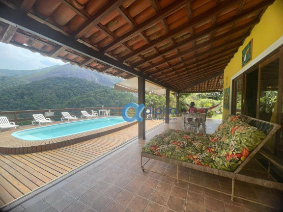 Imagem Casa com 9 Quartos à Venda, 300 m² em Itaipava - Petrópolis Imagem Casa com 9 Quartos à Venda, 300 m² em Itaipava - Petrópolis
