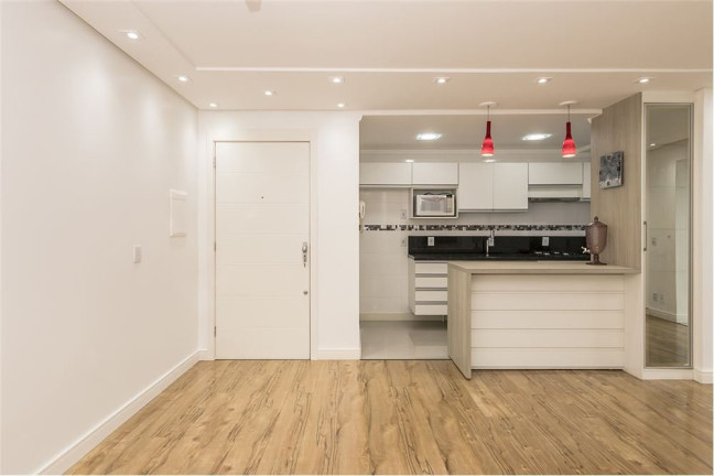 Imagem Apartamento com 3 Quartos à Venda, 83 m² em Vila Ipiranga - Porto Alegre Imagem Apartamento com 3 Quartos à Venda, 83 m² em Vila Ipiranga - Porto Alegre