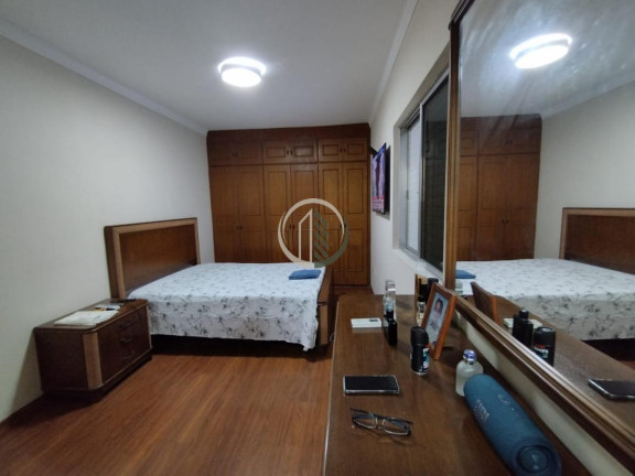 Imagem Casa com 3 Quartos à Venda, 151 m² em Embaré - Santos