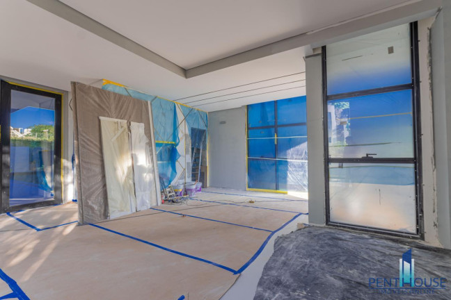 Imagem Casa com 4 Quartos à Venda, 525 m² em Praia Do Estaleiro - Balneário Camboriú Imagem Casa com 4 Quartos à Venda, 525 m² em Praia Do Estaleiro - Balneário Camboriú