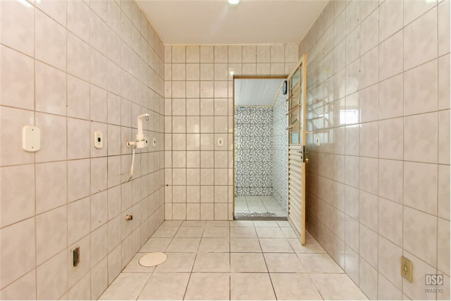 Imagem Casa com 2 Quartos à Venda, em Vila Nova - Porto Alegre Imagem Casa com 2 Quartos à Venda, em Vila Nova - Porto Alegre