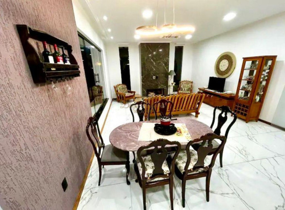 Imagem Casa com 3 Quartos à Venda, 250 m² em Albuquerque - Teresópolis