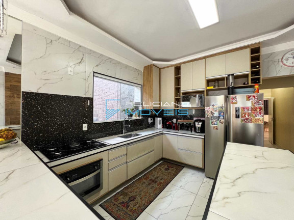 Imagem Casa com 6 Quartos à Venda, 167 m² em Canto Do Forte - Praia Grande Imagem Casa com 6 Quartos à Venda, 167 m² em Canto Do Forte - Praia Grande