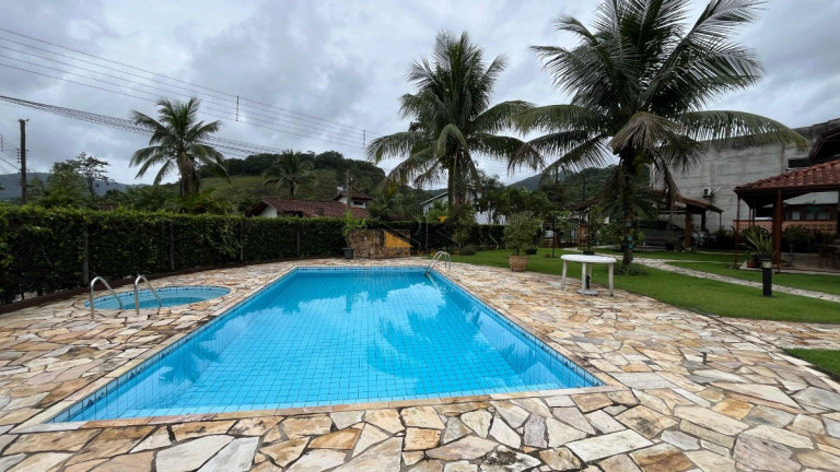 Imagem Casa de Condomínio com 4 Quartos à Venda, 310 m² em Horto Florestal - Ubatuba