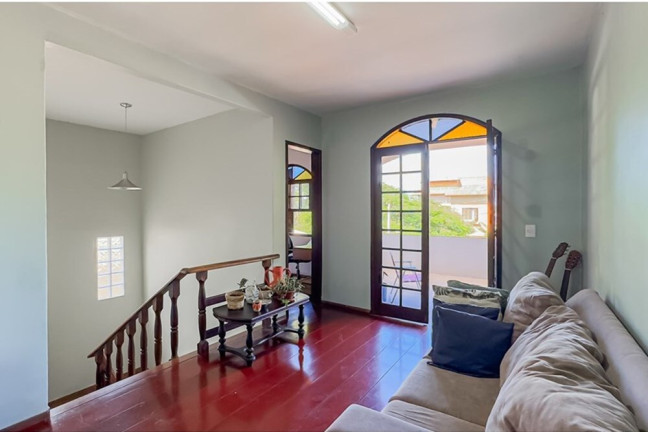 Imagem Casa com 5 Quartos à Venda, 208 m² em Parque Dos Maias - Porto Alegre Imagem Casa com 5 Quartos à Venda, 208 m² em Parque Dos Maias - Porto Alegre