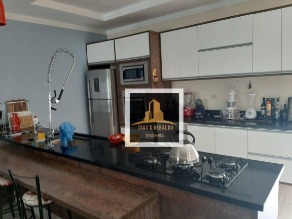Imagem Casa com 3 Quartos à Venda, 352 m² em Jardim Britânia - Caraguatatuba Imagem Casa com 3 Quartos à Venda, 352 m² em Jardim Britânia - Caraguatatuba