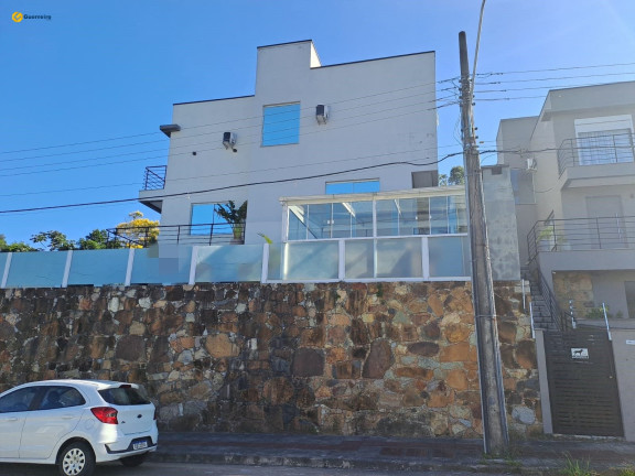 Imagem Casa com 3 Quartos à Venda, 182 m² em Córrego Grande - Florianópolis Imagem Casa com 3 Quartos à Venda, 182 m² em Córrego Grande - Florianópolis