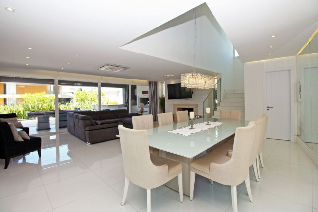 Imagem Casa de Condomínio com 4 Quartos à Venda, 341 m² em Vila Nova - Porto Alegre Imagem Casa de Condomínio com 4 Quartos à Venda, 341 m² em Vila Nova - Porto Alegre