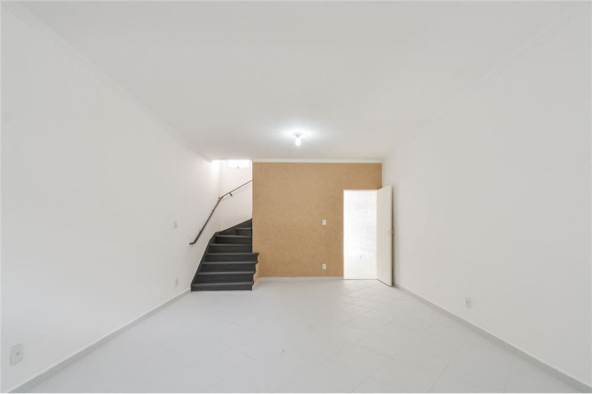 Imagem Casa com 3 Quartos à Venda, 190 m² em Ipiranga - São Paulo Imagem Casa com 3 Quartos à Venda, 190 m² em Ipiranga - São Paulo