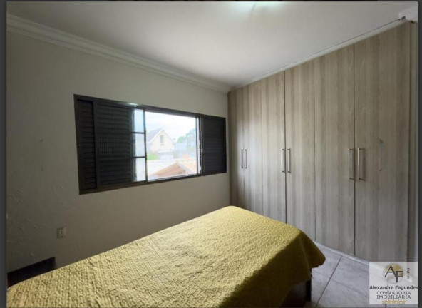 Imagem Casa com 4 Quartos à Venda, 420 m² em Setor Jaó - Goiânia Imagem Casa com 4 Quartos à Venda, 420 m² em Setor Jaó - Goiânia