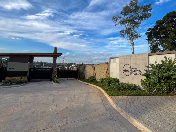 Imagem Terreno à Venda, 302 m² em Vila Rivabem - Campo Largo Imagem Terreno à Venda, 302 m² em Vila Rivabem - Campo Largo