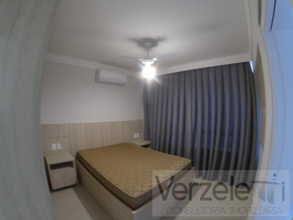 Imagem Apartamento com 4 Quartos para Temporada, 180 m² em Centro - Balneário Camboriú Imagem Apartamento com 4 Quartos para Temporada, 180 m² em Centro - Balneário Camboriú