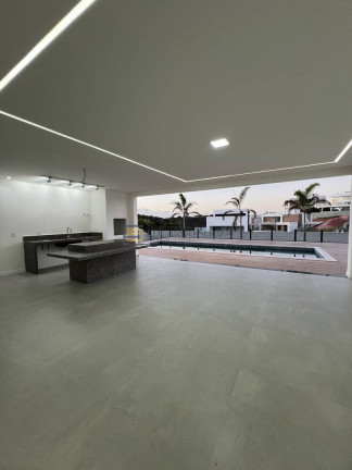 Imagem Casa com 4 Quartos à Venda, 790 m² em Interlagos - Vila Velha Imagem Casa com 4 Quartos à Venda, 790 m² em Interlagos - Vila Velha