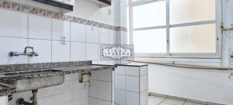 Imagem Apartamento com 3 Quartos à Venda, 100 m² em Copacabana - Rio De Janeiro Imagem Apartamento com 3 Quartos à Venda, 100 m² em Copacabana - Rio De Janeiro