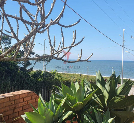 Imagem Casa com 3 Quartos à Venda, 250 m² em Itacolomi - Balneário Piçarras Imagem Casa com 3 Quartos à Venda, 250 m² em Itacolomi - Balneário Piçarras