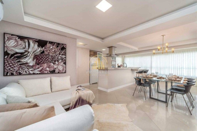 Apartamento com 3 Quartos à Venda, 106 m² em Centro - Balneário Camboriú