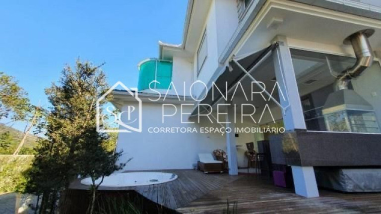 Imagem Casa de Condomínio com 4 Quartos à Venda, 400 m² em Córrego Grande - Florianópolis Imagem Casa de Condomínio com 4 Quartos à Venda, 400 m² em Córrego Grande - Florianópolis