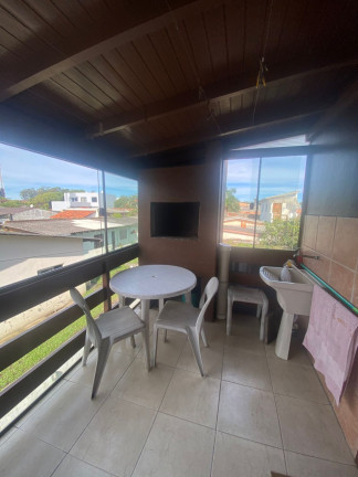 Imagem Sobrado com 4 Quartos para Alugar, 80 m² em Praia Da Cal - Torres Imagem Sobrado com 4 Quartos para Alugar, 80 m² em Praia Da Cal - Torres