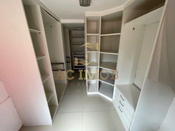 Imagem Casa com 4 Quartos à Venda, 305 m² em Jaguaribe - Salvador Imagem Casa com 4 Quartos à Venda, 305 m² em Jaguaribe - Salvador