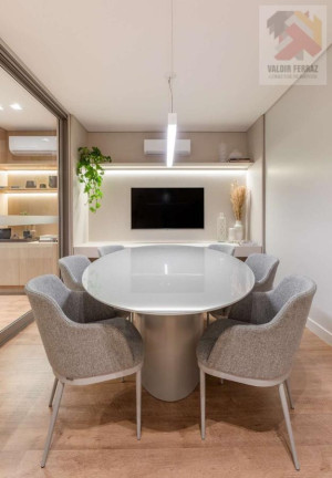 Imagem Apartamento com 2 Quartos à Venda, 72 m² em Jardim Atlântico - Florianópolis