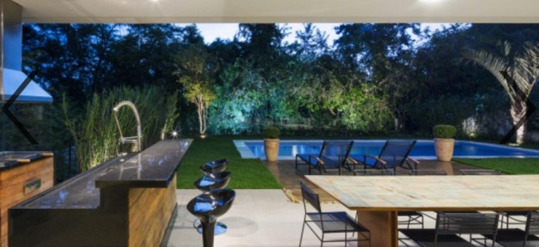 Imagem Casa de Condomínio com 5 Quartos à Venda, 730 m² em Alpha Conde - Alphaville